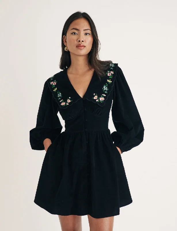 Mini dresses with spaghetti straps for a delicate look Black Cord Floral Embroidered Birdie Mini Dress Mini dresses with spaghetti straps for a delicate look Black Cord Floral Embroidered Birdie Mini Dress