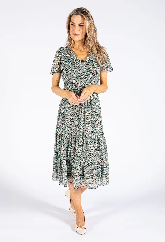 Midi dresses with abstract art prints for an artistic statement Abstract Crinkle Effect Dress Midi dresses with abstract art prints for an artistic statement Abstract Crinkle Effect Dress