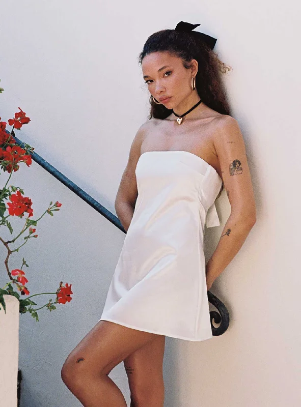 Mini dresses with pom - pom trims for a playful feel Shaya Strapless Mini Dress White Mini dresses with pom - pom trims for a playful feel Shaya Strapless Mini Dress White