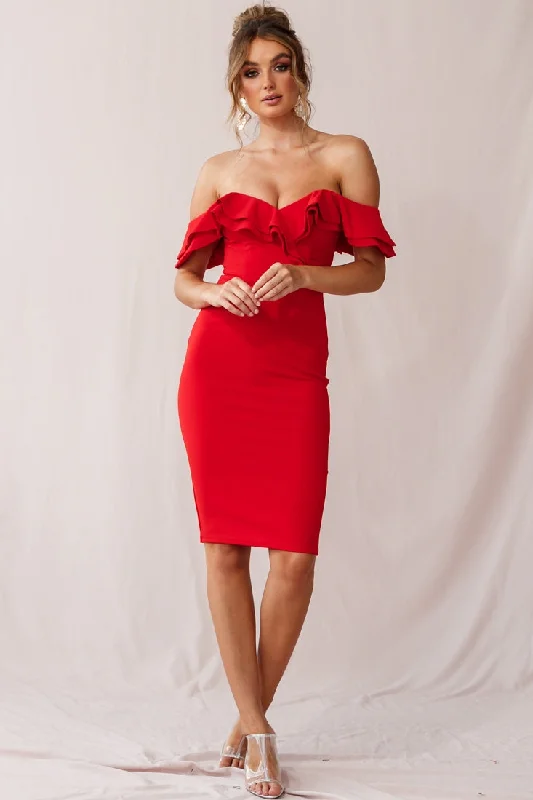 Midi dresses with polka dot prints for a playful summer outfit Rossi Ruffled Off The Shoulder Bodycon Dress Red Midi dresses with polka dot prints for a playful summer outfit Rossi Ruffled Off The Shoulder Bodycon Dress Red