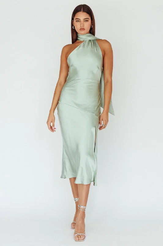 Midi dresses with satin - finish fabrics for a luxurious feel Italian Summer Tie Neck Midi Dress Sage Midi dresses with satin - finish fabrics for a luxurious feel Italian Summer Tie Neck Midi Dress Sage