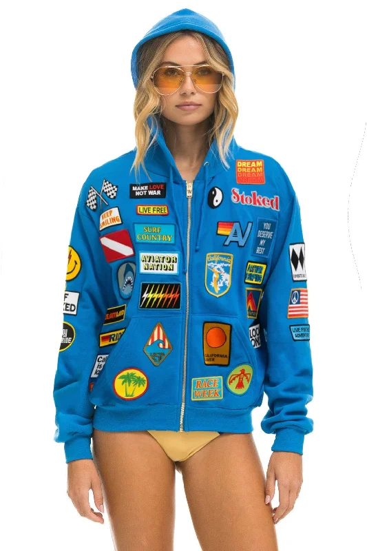 Women's pullover hoodie with a side slit for a modern and relaxed fitVINTAGE PATCH ZIP HOODIE RELAXED - OCEAN Women's pullover hoodie with a side slit for a modern and relaxed fitVINTAGE PATCH ZIP HOODIE RELAXED - OCEAN