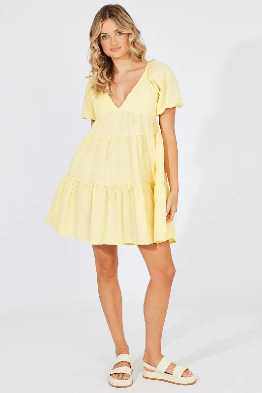 Ruffled Women Dress with Multiple Layers for a Playful and Girly StyleYellow Mini Dress Puff Sleeve Ruffled Women Dress with Multiple Layers for a Playful and Girly StyleYellow Mini Dress Puff Sleeve