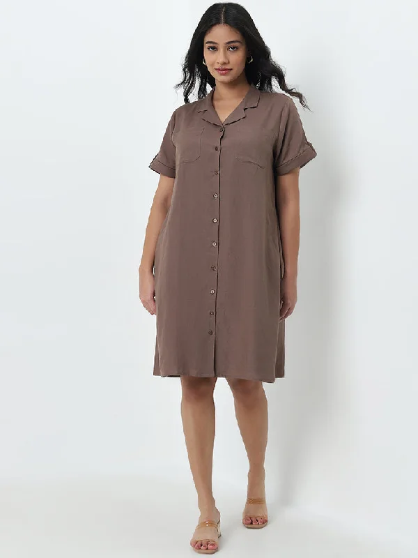 Ruffled Women Dress with Multiple Layers for a Playful and Girly Style Ruffled Women Dress with Multiple Layers for a Playful and Girly Style Gia Dark Brown Solid Blended Linen Shirt Dress Ruffled Women Dress with Multiple Layers for a Playful and Girly Style Ruffled Women Dress with Multiple Layers for a Playful and Girly Style Gia Dark Brown Solid Blended Linen Shirt Dress