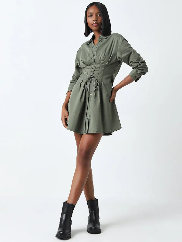 Maxi Women Dress with Floral Print for a Bohemian Vibe Maxi Women Dress with Floral Print for a Bohemian Vibe Nuon Olive Corset-Style Cotton Blend Shirt Dress Maxi Women Dress with Floral Print for a Bohemian Vibe Maxi Women Dress with Floral Print for a Bohemian Vibe Nuon Olive Corset-Style Cotton Blend Shirt Dress