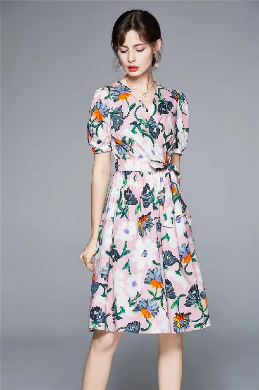 Pleated Women Dress with a Timeless and Elegant Texture Pleated Women Dress with a Timeless and Elegant Texture Pink & Floral print Day A-line V-neck Short Sleeve Above Knee Printed Dress Pleated Women Dress with a Timeless and Elegant Texture Pleated Women Dress with a Timeless and Elegant Texture Pink & Floral print Day A-line V-neck Short Sleeve Above Knee Printed Dress