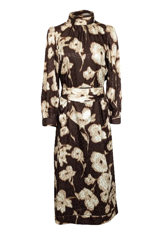 Long - Sleeve Women Dress in Velvet for a Luxurious Winter Look Long - Sleeve Women Dress in Velvet for a Luxurious Winter Look Tuckernuck - Brown, Cream, & Metallic Floral Leopard Print Satin Dress Sz S Long - Sleeve Women Dress in Velvet for a Luxurious Winter Look Long - Sleeve Women Dress in Velvet for a Luxurious Winter Look Tuckernuck - Brown, Cream, & Metallic Floral Leopard Print Satin Dress Sz S