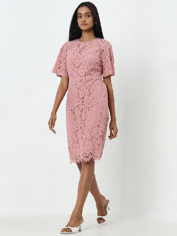 Plus Size Women Dress with a Flattering A - Line Cut for Comfort and Style Plus Size Women Dress with a Flattering A - Line Cut for Comfort and Style Wardrobe Dusty Pink Floral Lace A-Line Dress Plus Size Women Dress with a Flattering A - Line Cut for Comfort and Style Plus Size Women Dress with a Flattering A - Line Cut for Comfort and Style Wardrobe Dusty Pink Floral Lace A-Line Dress