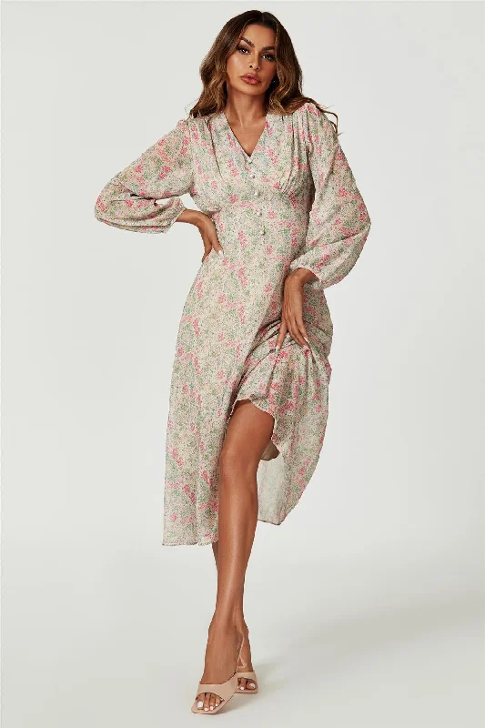 Maxi dresses with pocket details for added functionalityFloral Print Long Sleeve Maxi Dress In Multi Maxi dresses with pocket details for added functionalityFloral Print Long Sleeve Maxi Dress In Multi