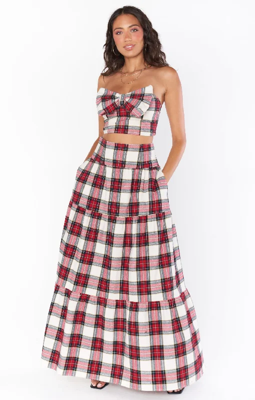 Maxi dresses with a pleated skirt for a timeless and elegant appearanceMelody Maxi Skirt ~ Winter Plaid Maxi dresses with a pleated skirt for a timeless and elegant appearanceMelody Maxi Skirt ~ Winter Plaid