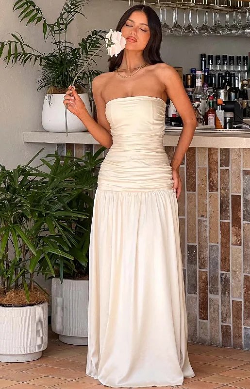Maxi dresses with a paisley print for a classic and elegant styleSinclair Cream Satin Strapless Maxi Dress Maxi dresses with a paisley print for a classic and elegant styleSinclair Cream Satin Strapless Maxi Dress