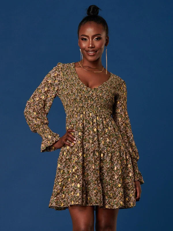 Maxi dresses with a keyhole back for a sexy detailV Neck Shirred Detail Chiffon Dress, Green Floral Maxi dresses with a keyhole back for a sexy detailV Neck Shirred Detail Chiffon Dress, Green Floral