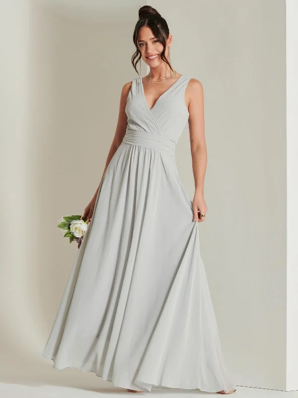 Maxi dresses with thin spaghetti straps for a delicate and feminine feelWrap Bodice Chiffon Maxi Dress, Dove Maxi dresses with thin spaghetti straps for a delicate and feminine feelWrap Bodice Chiffon Maxi Dress, Dove
