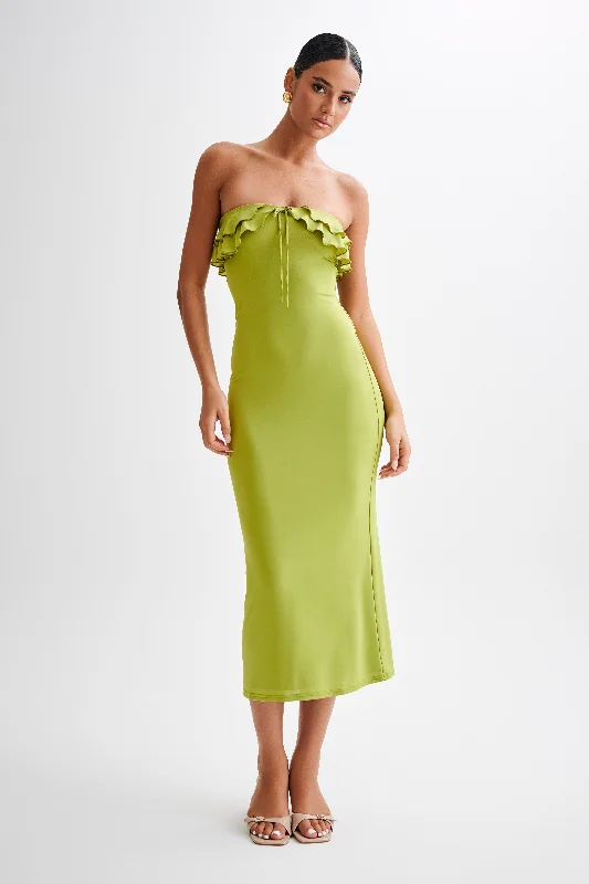 Midi dresses with lace - up fronts for a unique and adjustable styleBea Strapless Slinky Ruffle Midi Dress - Apple Midi dresses with lace - up fronts for a unique and adjustable styleBea Strapless Slinky Ruffle Midi Dress - Apple