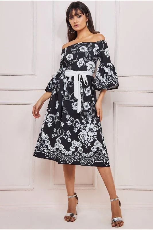 Midi dresses with ruffled sleeves for a more feminine and voluminous lookGoddiva Printed Off The Shoulder Midi Dress - Black Midi dresses with ruffled sleeves for a more feminine and voluminous lookGoddiva Printed Off The Shoulder Midi Dress - Black