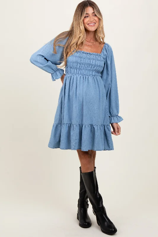 Midi dresses with keyhole backs for a flirty and unexpected detailLight Blue Vintage Wash Chambray Smocked Maternity Midi Dress Midi dresses with keyhole backs for a flirty and unexpected detailLight Blue Vintage Wash Chambray Smocked Maternity Midi Dress