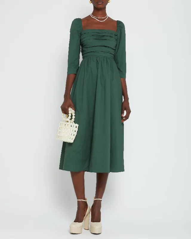 Midi dresses with belted waists to accentuate the figureNalle Dress