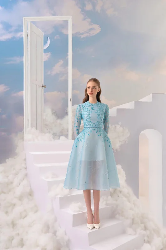 Midi dresses with polka dot prints for a playful summer outfitPale A-line Round Neck Organza Midi Dress Midi dresses with polka dot prints for a playful summer outfitPale A-line Round Neck Organza Midi Dress