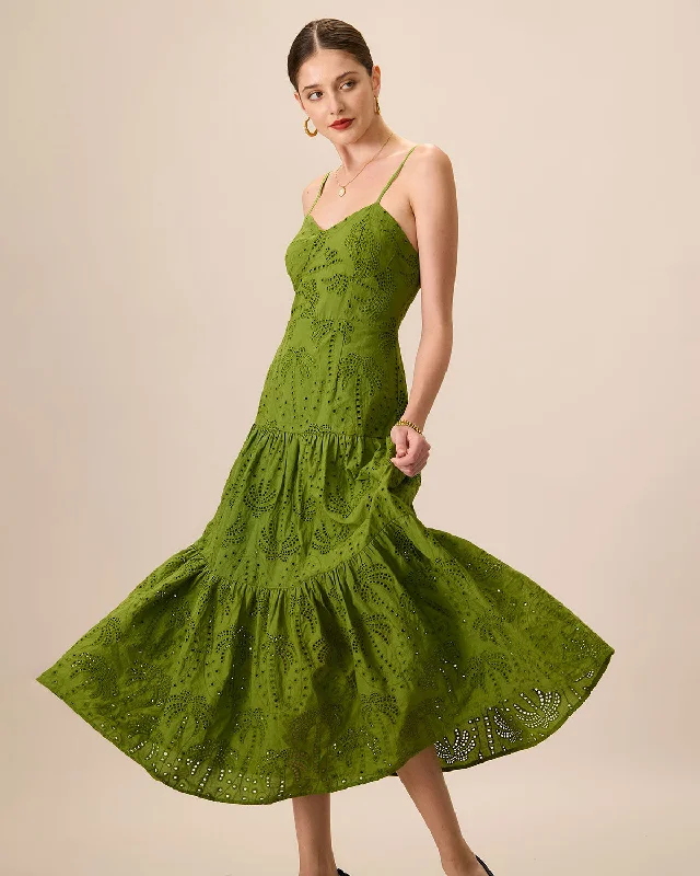 Midi dresses with side slits for a sexy and elegant appearanceThe Green Sweetheart Neck Embroidery Slip Midi Dress Midi dresses with side slits for a sexy and elegant appearanceThe Green Sweetheart Neck Embroidery Slip Midi Dress