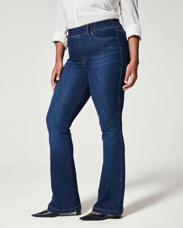Women's flared office pants Ripped women jeans for a rebellious and fashion - forward style Flare Jeans Women's flared office pants Ripped women jeans for a rebellious and fashion - forward style Flare Jeans