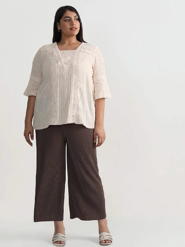 Women's luxury leather pants Stretch women jeans for enhanced mobility and comfort Gia Plain Brown Pleated Capri Women's luxury leather pants Stretch women jeans for enhanced mobility and comfort Gia Plain Brown Pleated Capri