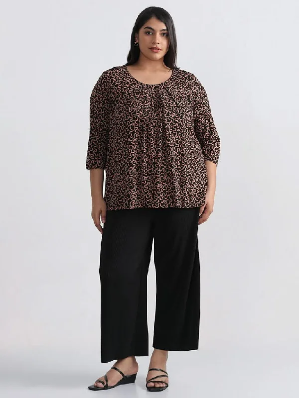 Women's button - fly jeans pants Wide - leg women jeans for a modern and relaxed vibe Gia Solid Black Straight Capri Women's button - fly jeans pants Wide - leg women jeans for a modern and relaxed vibe Gia Solid Black Straight Capri