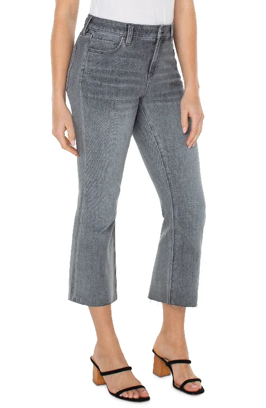 Women's cargo hiking pants Embroidered women jeans with intricate patterns Hannah Cropped Flare Women's cargo hiking pants Embroidered women jeans with intricate patterns Hannah Cropped Flare