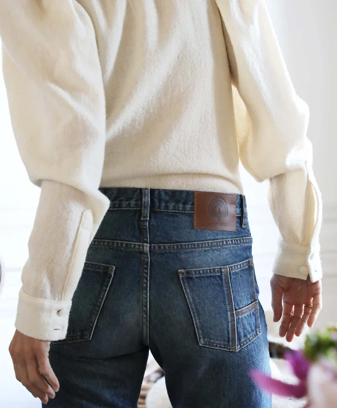 Women's low - rise denim pants Distressed women jeans for a trendy and edgy look Happy Haus Le Pantalon Unisex Women's low - rise denim pants Distressed women jeans for a trendy and edgy look Happy Haus Le Pantalon Unisex
