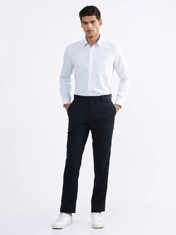 Women's denim shorts - style pants Light - wash women jeans for a fresh and summery appearance WES Formals Plain Navy Slim-Fit Mid-Rise Trousers Women's denim shorts - style pants Light - wash women jeans for a fresh and summery appearance WES Formals Plain Navy Slim-Fit Mid-Rise Trousers