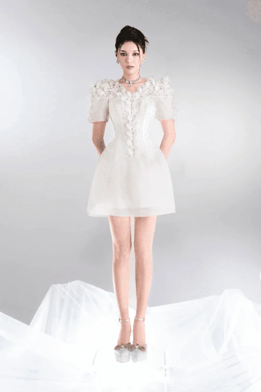 Mini dresses with embroidered details for a unique touchChloe A-line V-Neck Organza Mini Dress Mini dresses with embroidered details for a unique touchChloe A-line V-Neck Organza Mini Dress