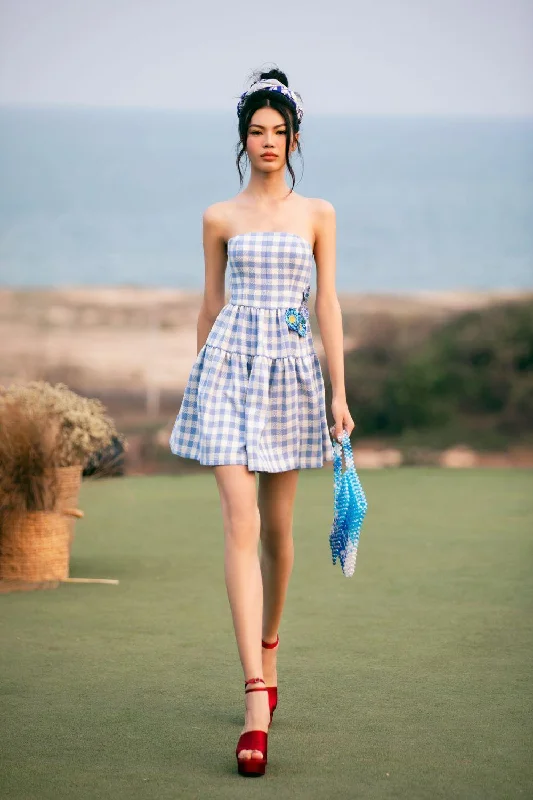 Mini dresses with pocket details for added functionalityJuliet A-line Straight Across Neck Brocade Mini Dress Mini dresses with pocket details for added functionalityJuliet A-line Straight Across Neck Brocade Mini Dress