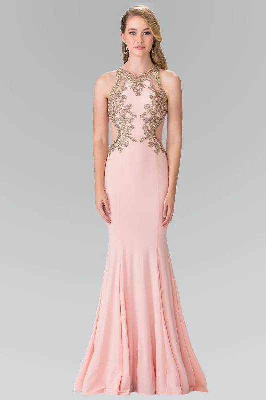 Bodycon dress with a zipper detailProm Long Formal Fitted Halter Neck Evening Dress Bodycon dress with a zipper detailProm Long Formal Fitted Halter Neck Evening Dress