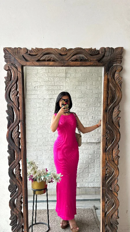 Bodycon dress with a wrap - around styleClassy dress length:46/ bust:34-38 bust/ waist:30-36 Bodycon dress with a wrap - around styleClassy dress length:46/ bust:34-38 bust/ waist:30-36