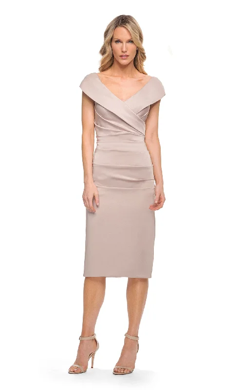Velvet cocktail dresses with long sleeves for winter galasLa Femme 30110 Dress