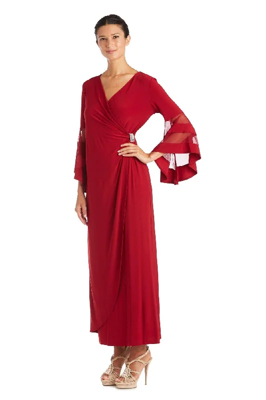 Bodycon dress made of cotton for a breathable optionR&M Richards 3641 Crossover Maxi Dress Bodycon dress made of cotton for a breathable optionR&M Richards 3641 Crossover Maxi Dress