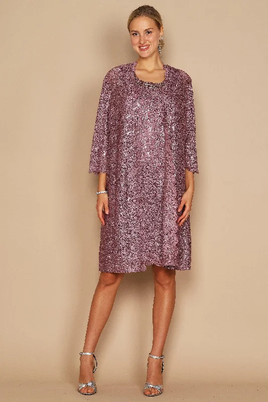 Cocktail dresses with a patchwork pattern and a mid - thigh lengthR&M Richards 9101 Short Piece Lace Jacket Dress Cocktail dresses with a patchwork pattern and a mid - thigh lengthR&M Richards 9101 Short Piece Lace Jacket Dress