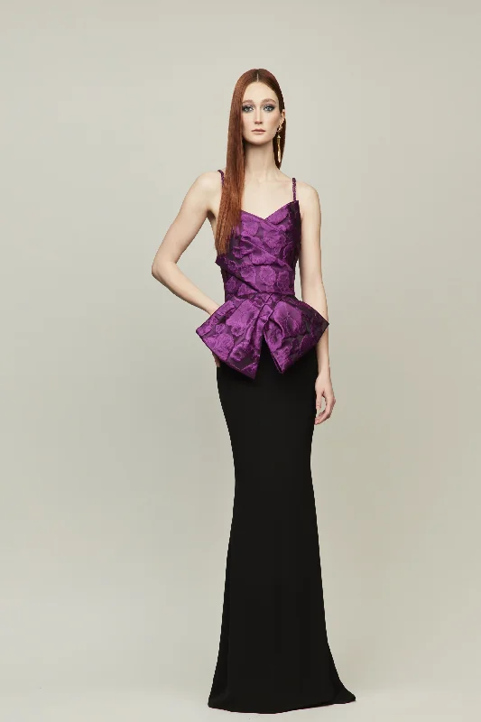 Prom dresses with cold - shoulder ruffled sleeves and floral prints for a romantic and fashionable styleAudrey+Brooks 6325 Prom dresses with cold - shoulder ruffled sleeves and floral prints for a romantic and fashionable styleAudrey+Brooks 6325