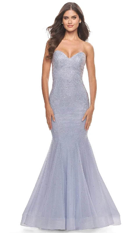 Formal dresses with ruched back panels and button - down fronts for a unique and flattering fitLa Femme 31421 - Beaded Tulle Mermaid Prom Dress Formal dresses with ruched back panels and button - down fronts for a unique and flattering fitLa Femme 31421 - Beaded Tulle Mermaid Prom Dress