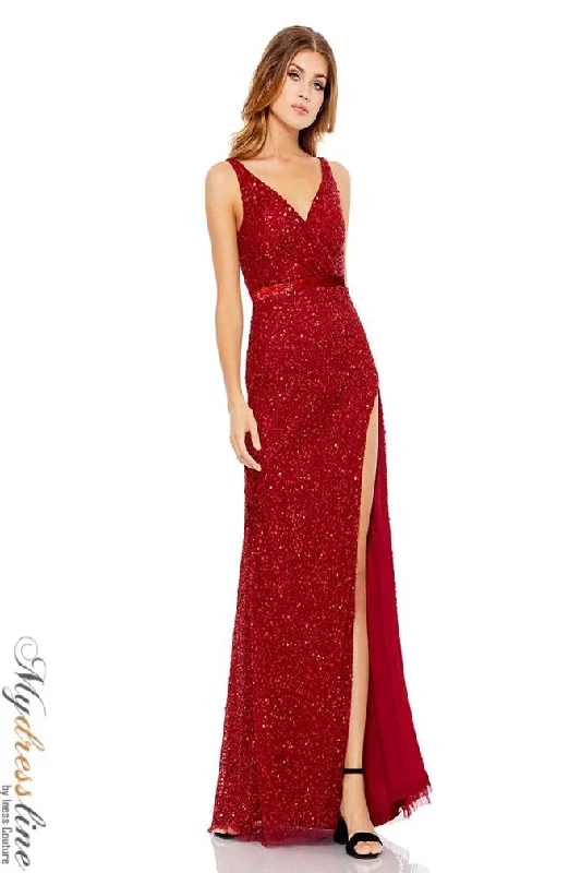 Formal dresses with abstract print panels and rhinestone embellishments for a unique formal eventMac Duggal 9110 Formal dresses with abstract print panels and rhinestone embellishments for a unique formal eventMac Duggal 9110