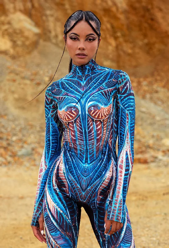 Seamless Bodysuits for a Smooth Underwear LookAer Costume