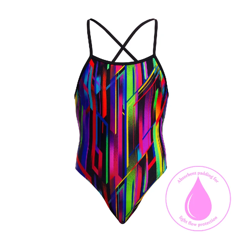 Striped women swimwear with a classic pattern for a timeless beach lookBaby Beamer | Ladies Tie Me Tight Swim Secure One Piece Striped women swimwear with a classic pattern for a timeless beach lookBaby Beamer | Ladies Tie Me Tight Swim Secure One Piece