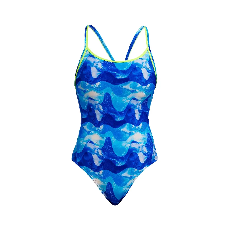 Ruched women swimwear with fabric gathers for a slimming effectDive In | Ladies Diamond Back One Piece Ruched women swimwear with fabric gathers for a slimming effectDive In | Ladies Diamond Back One Piece