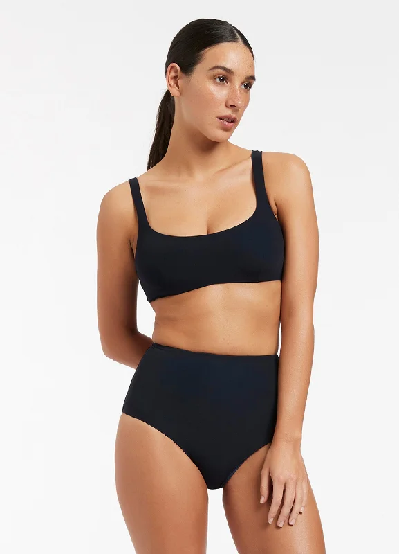 Long - line bikini top for added support and a fashionable lookJetset High Waisted Bikini Bottom - Deep Navy Long - line bikini top for added support and a fashionable lookJetset High Waisted Bikini Bottom - Deep Navy