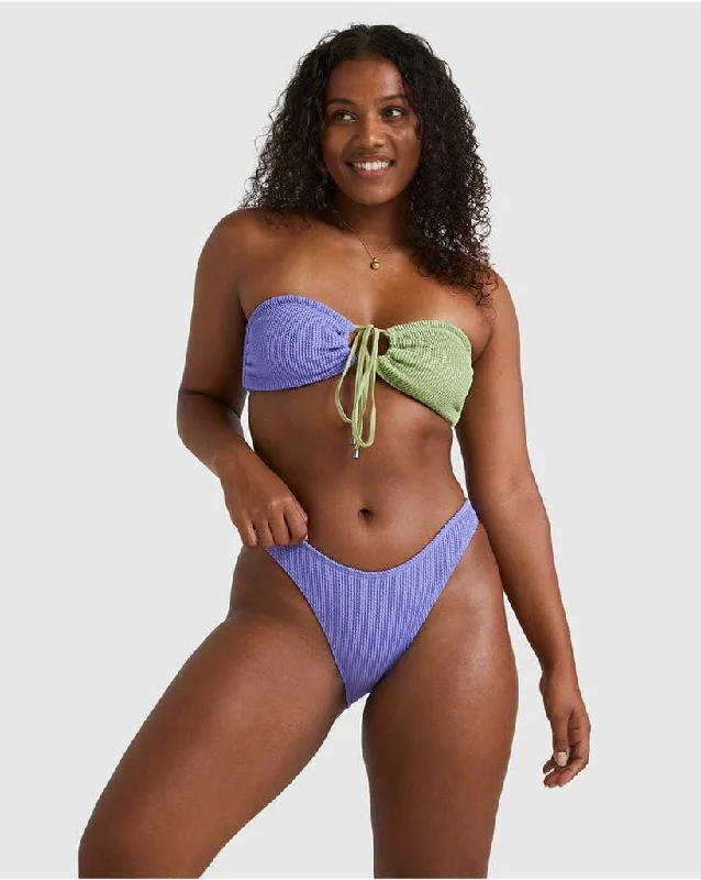 Plus Size Women's Ruffled Bikini Tops in Floral Print for a Feminine Beach LookSummer High Drew 2Way Top Plus Size Women's Ruffled Bikini Tops in Floral Print for a Feminine Beach LookSummer High Drew 2Way Top